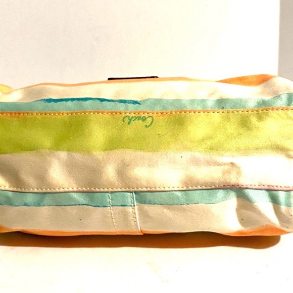 Coach vintage nylon print baguette bag - Picture 3 of 11